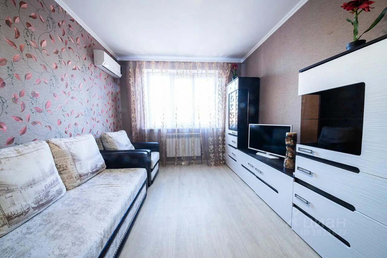 циан квартиры. снять однокомнатную квартиру недорого владивосток. апартаменты владивосток. квартира студия бюджетная. двухкомнатная квартира во владивостоке.