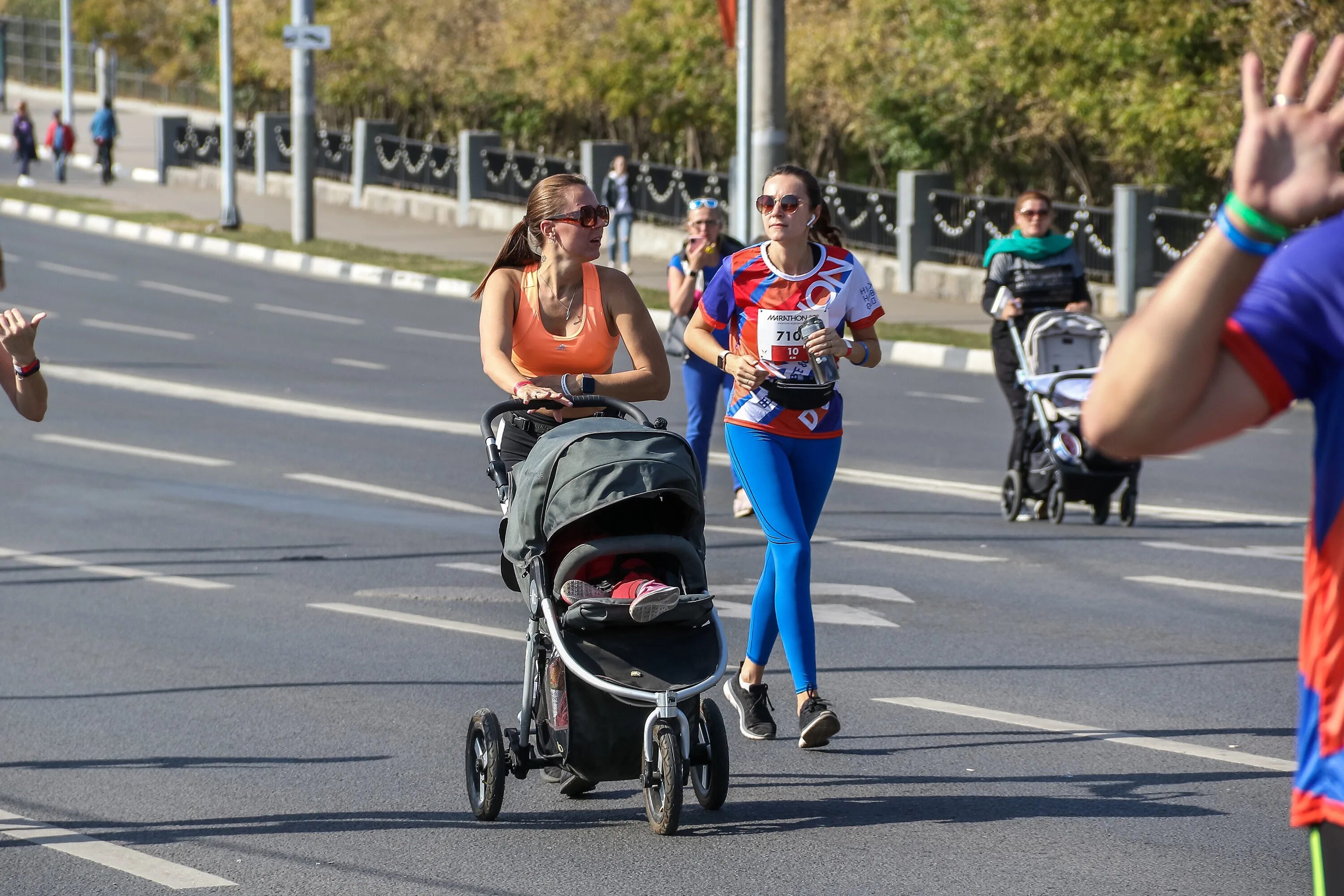 марафон нижний новгород. марафон нижний 800 2022. марафон нижний 800. марафон 800 2022. марафон 800 нижний.