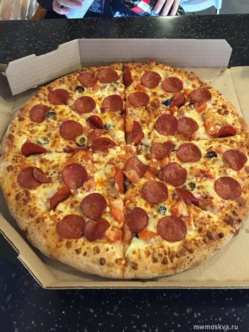 Доминос пицца фото пиццы Domino’s Pizza Group (DOM:LN) Stock Surges Most Ever on Franchisee Resolution