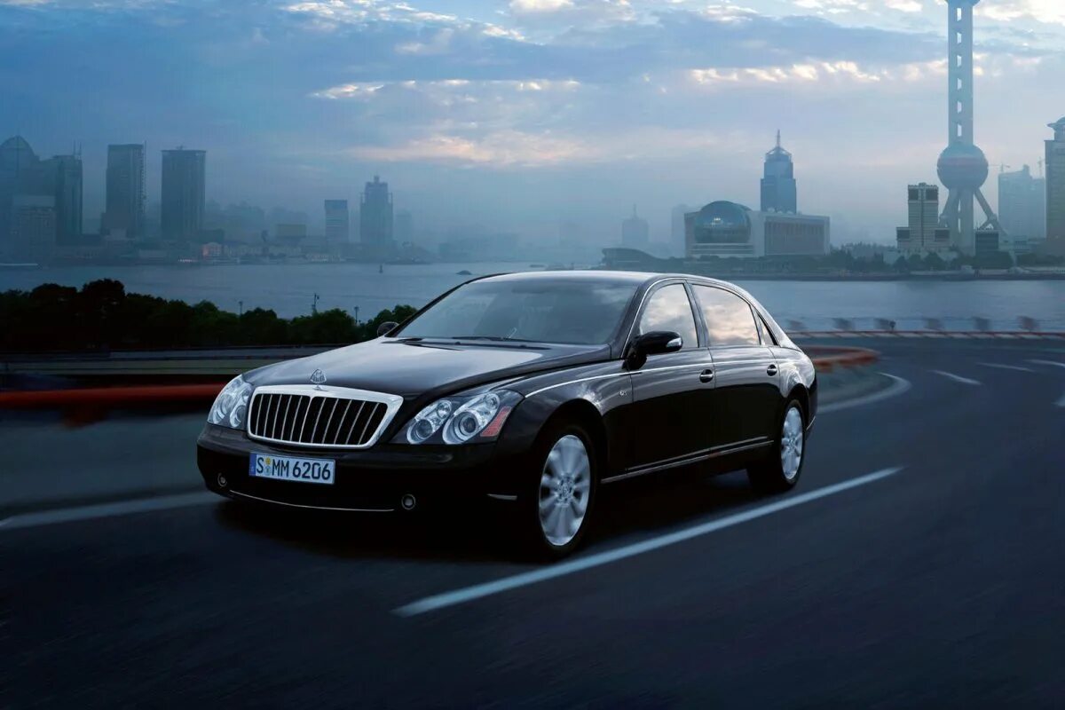 Что такое майбах. Maybach 62s. Maybach 57/62. Maybach 62s MSRP. Maybach 62s 2009.