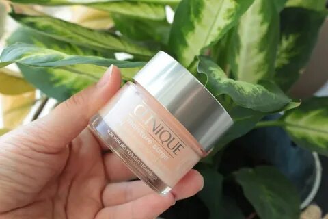 Clinique moisture 100h