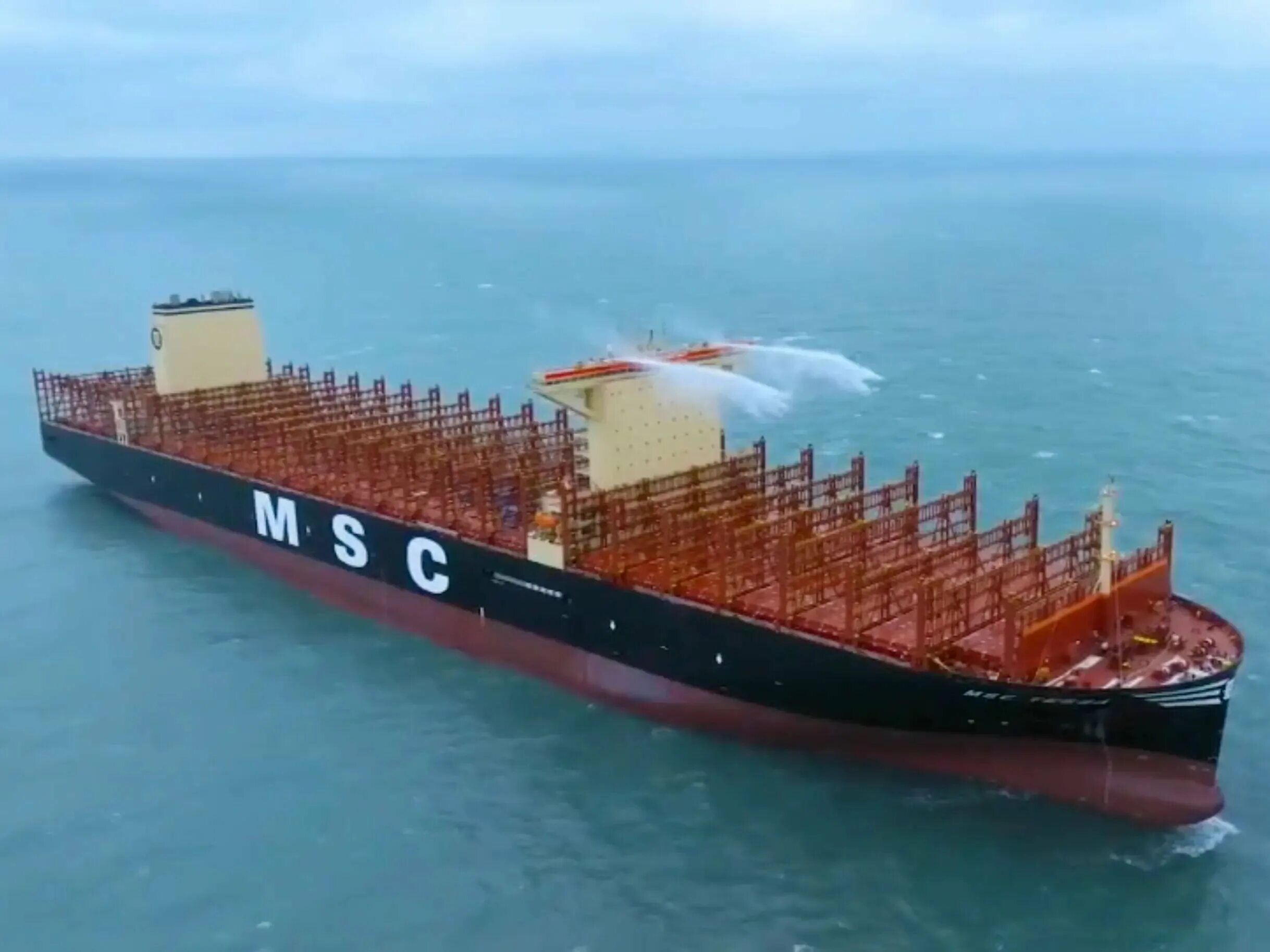 Список самых больших судов. MSC Tessa контейнеровоз. Контейнеровоз «MSC Carla». Самый большой контейнеровоз в мире MSC Tessa. Самый большой контейнеровоз корабль в мире.