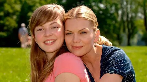 Lena und ihre Tochter Johanna sind ein Herz und eine Seele. 