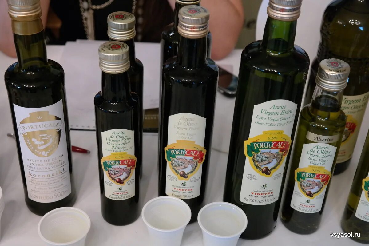 Производство оливкового масла. Оливковое масло Португалия. Оливковое масло Португалия Prado. Португальское оливковое масло. Оливковое масло из Португалии.
