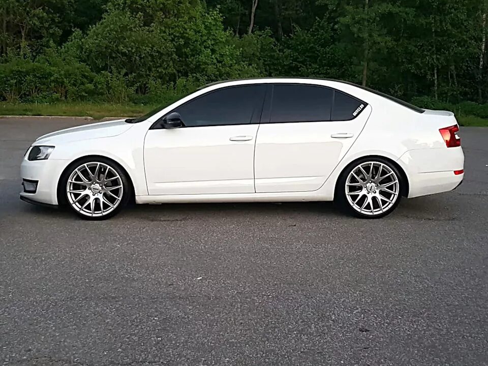 Шкода а7 тюнинг фото Долгожданный фотосет с Golf GTI 7 :) Skoda Octavia RS A7 Mk3, 2 л, 2015 года ф