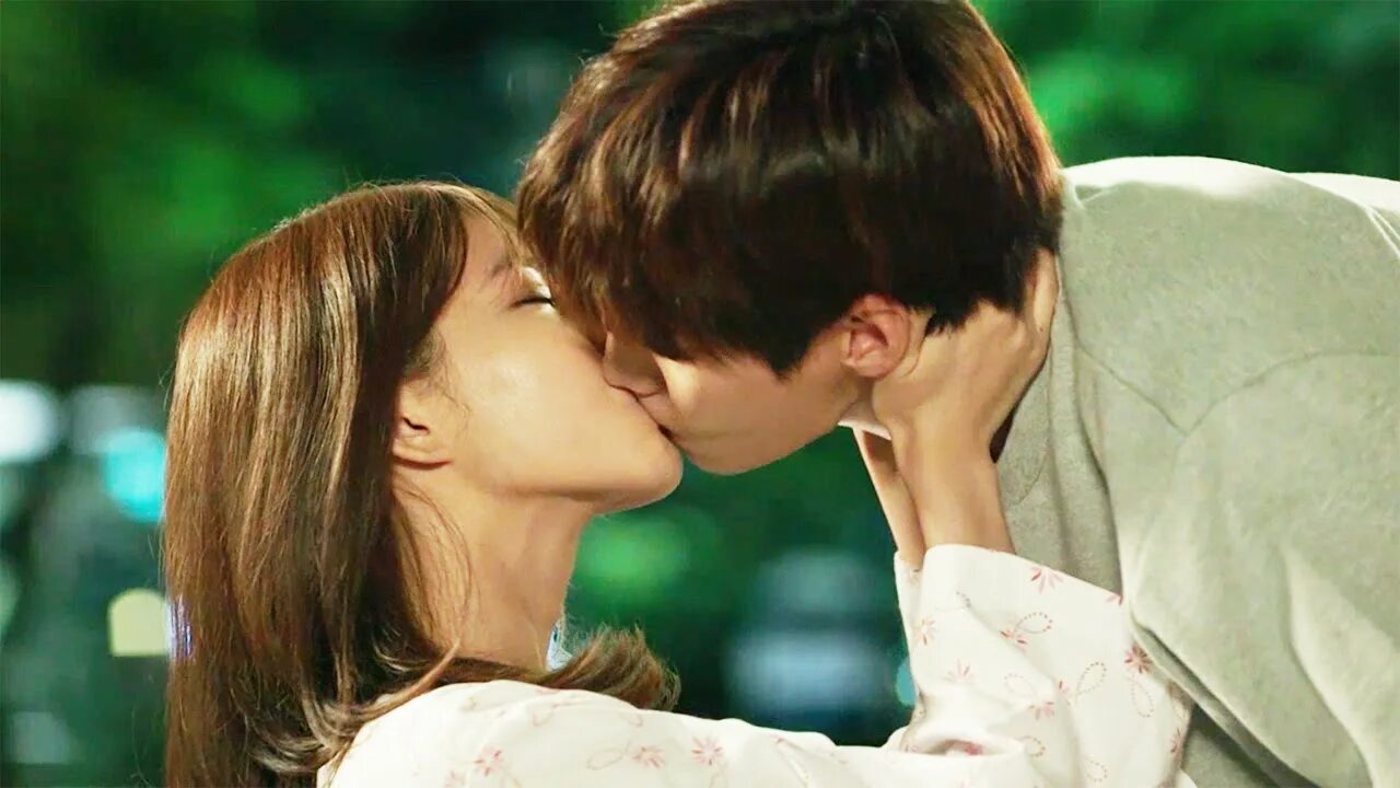 Есть кое что новое. Сокрушительный удар 1 серия. Есть кое что новое. Дорама сокрушительный удар 1. Сокрушительный удар 2 сезон 1 серия русская озвучка.