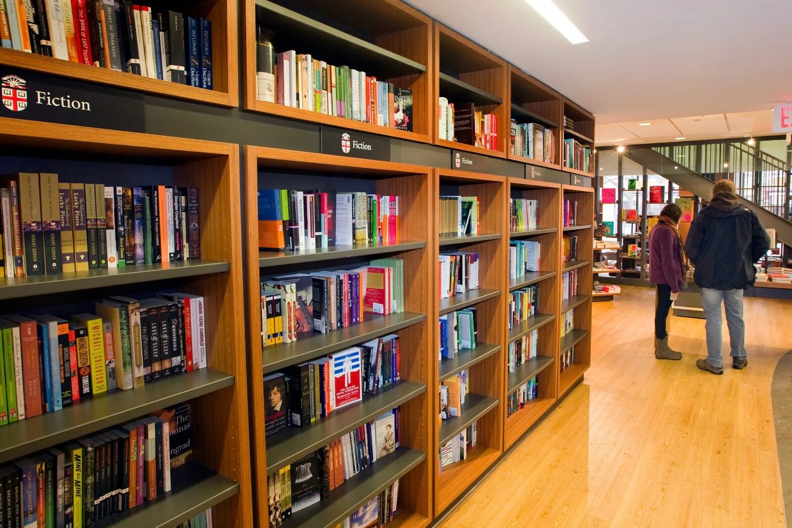 New books are published. обои на рабочий стол книги. эмиль чоран „pe culmile disperării”;.