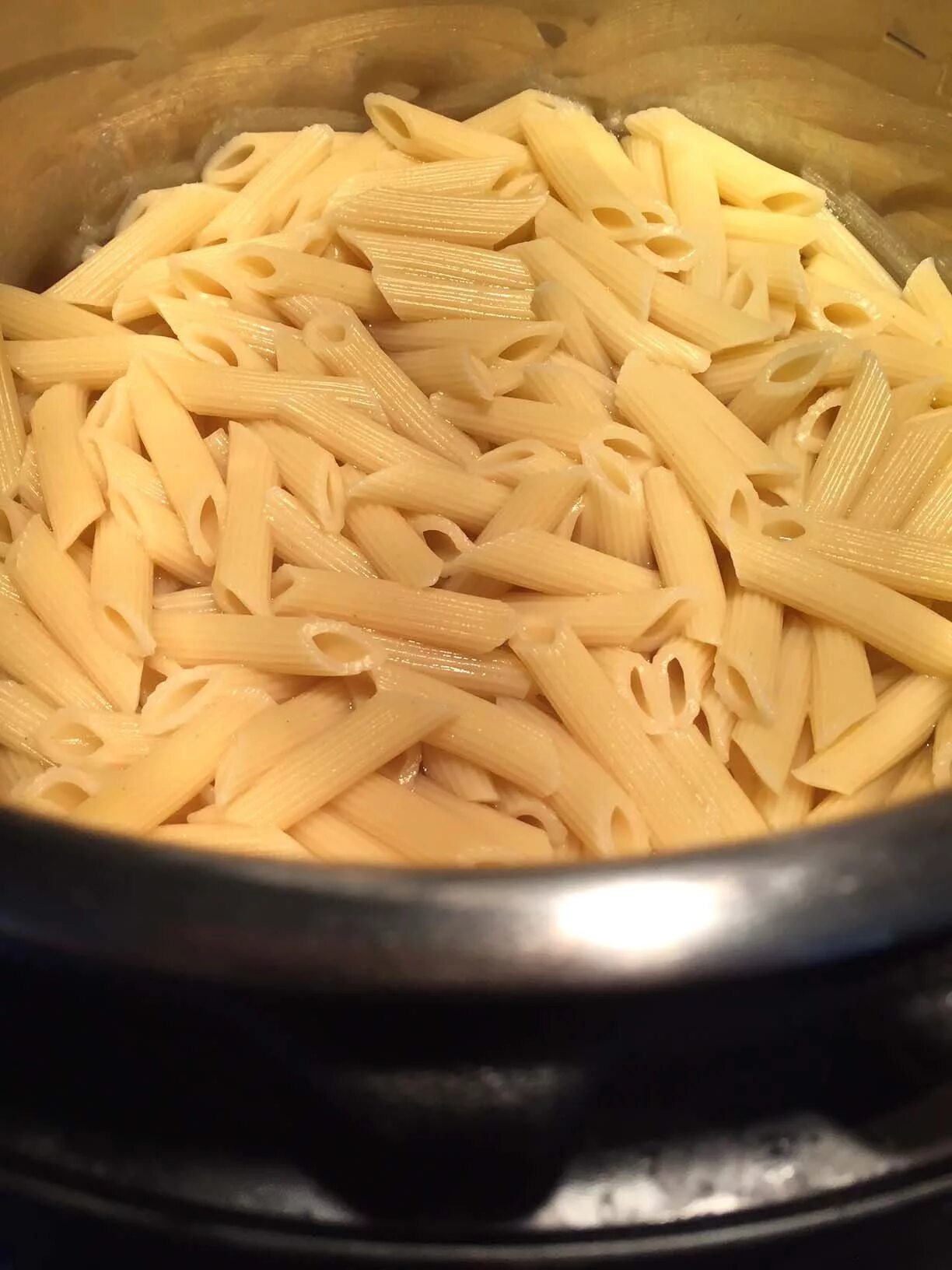 Как варить длинные макароны. Макароны обычные. Длинные спагетти. Макароны быстрого приготовления. Что приготовить к макаронам.