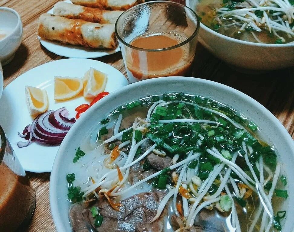 Вьетнамская кухня воронеж. Кафе вьетнамской кухни казань. вьетнамская кухня на парке культуры. вьетнамская кухня казань вьетнамцы. вьетнамская кухня ярославль.
