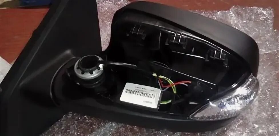 Зеркало LADA XRAY заднего вида левое электр. с повторит. (без облицовки) Renault