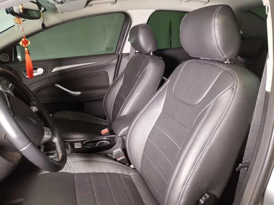 Ford mondeo 2 чехлы. Чехлы ford mondeo. Чехлы форд мондео 2. Форд мондео 4 кожаные чехлы. Форд мондео 4 титаниум сиденья.