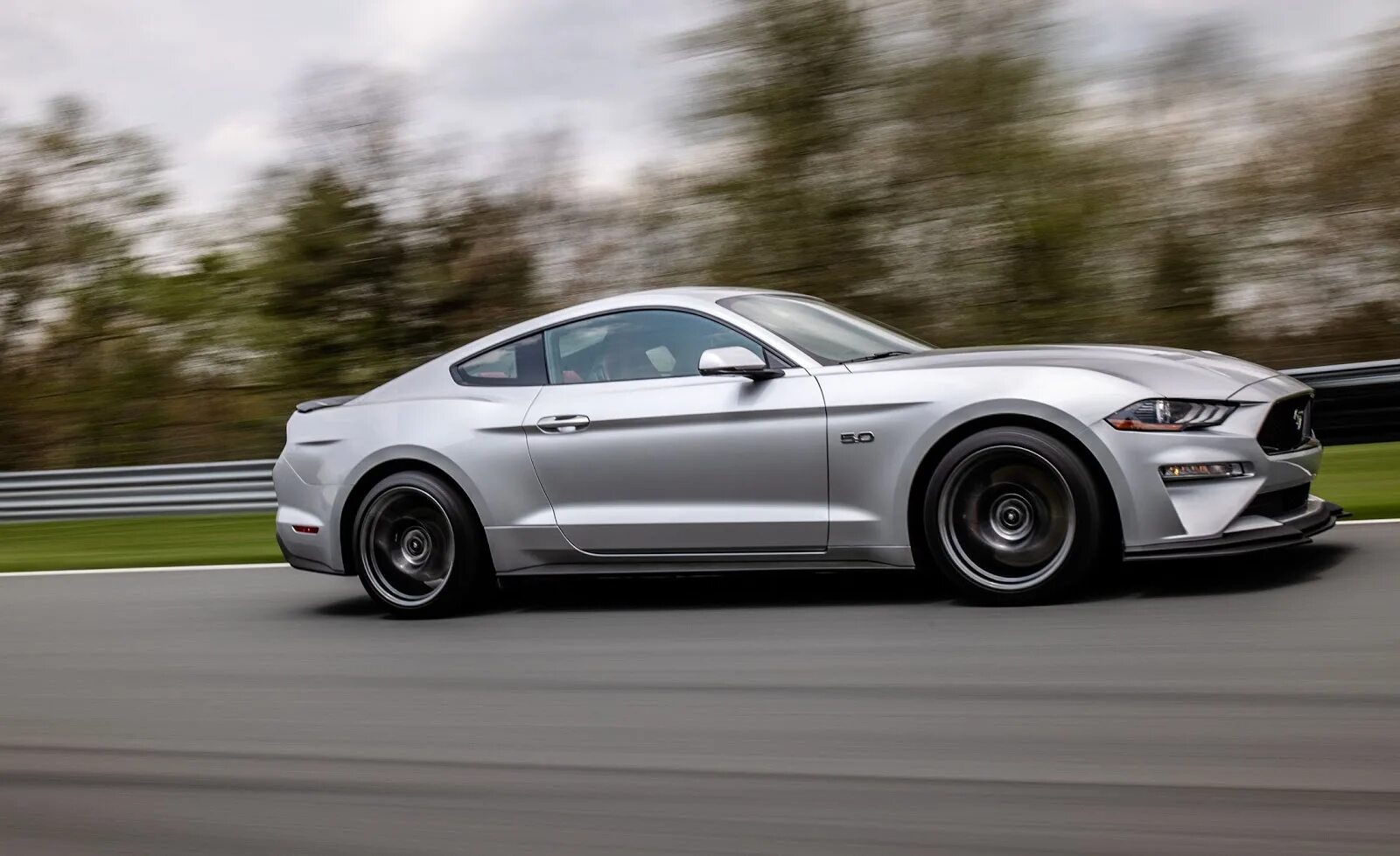 Gt performance. 2018 Ford Mustang gt Performance Pack Level 2. Mustang 2018. Ford Mustang Performance. Ford Mustang 2018 Silver.