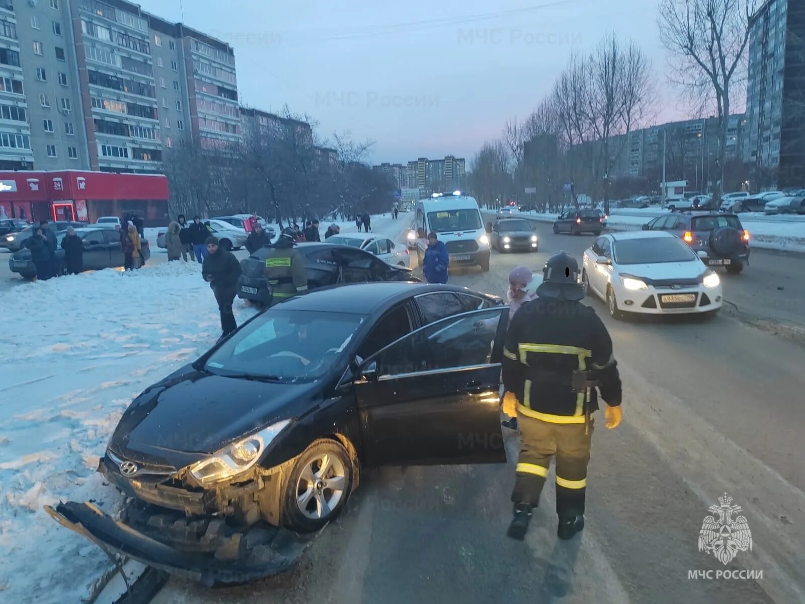 Дтп свердловская область 2023. Деблокация пострадавших при дтп. Газ 33025. Авария в нижнем тагиле вчера на ггм. 07.