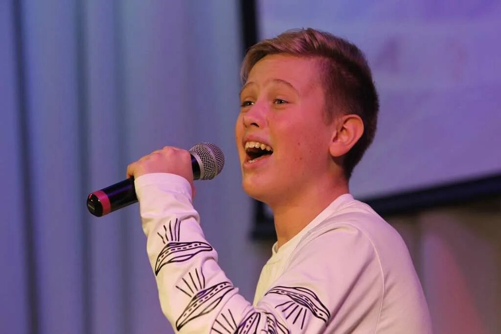 иван золотухин сын валерия. иван золотухин 2021. сколько лет ивану золотухину. сколько лет ивану золотухину. сын валерия золотухина иван.