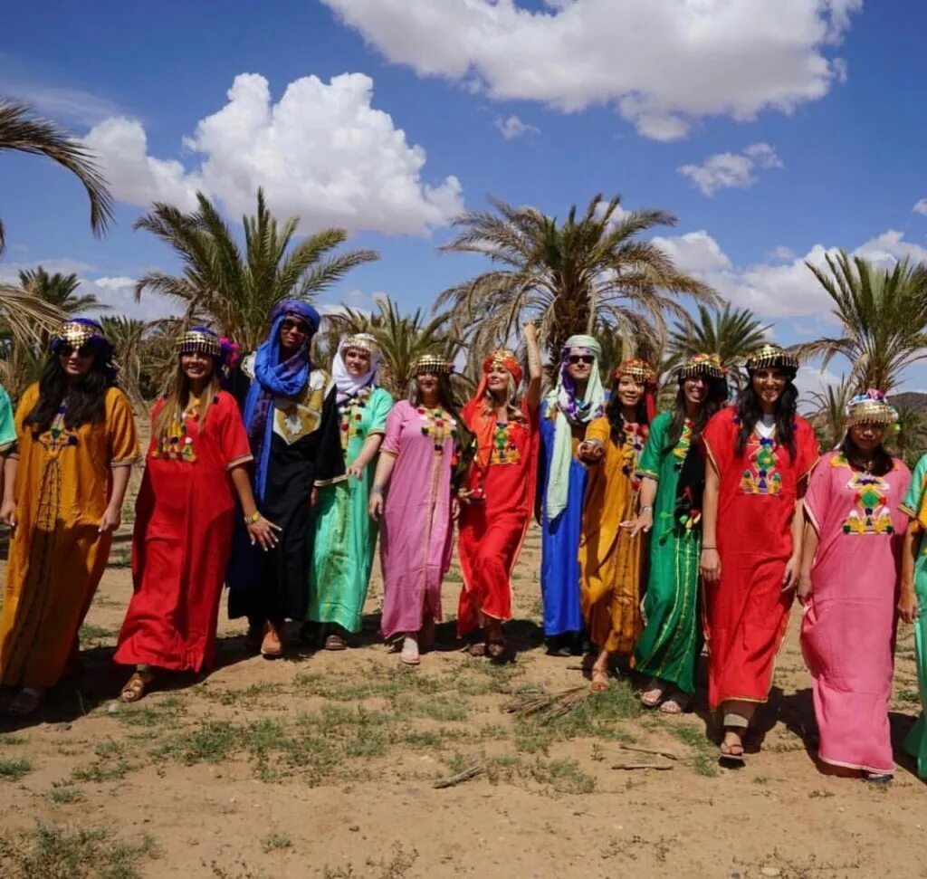 Какой год в марокко. Какой год в марокко. Праздник трона в марокко. Арабы марокко. Какой год в марокко.