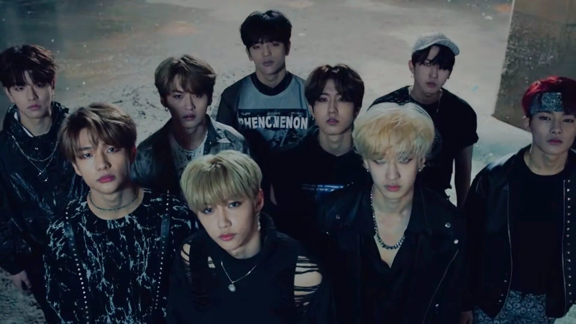 Группа Stray Kids. Группа Stray Kids miroh. Группа Stray Kids Victory. Stray Kids на компьютер. Стрей кидс музыка слушать