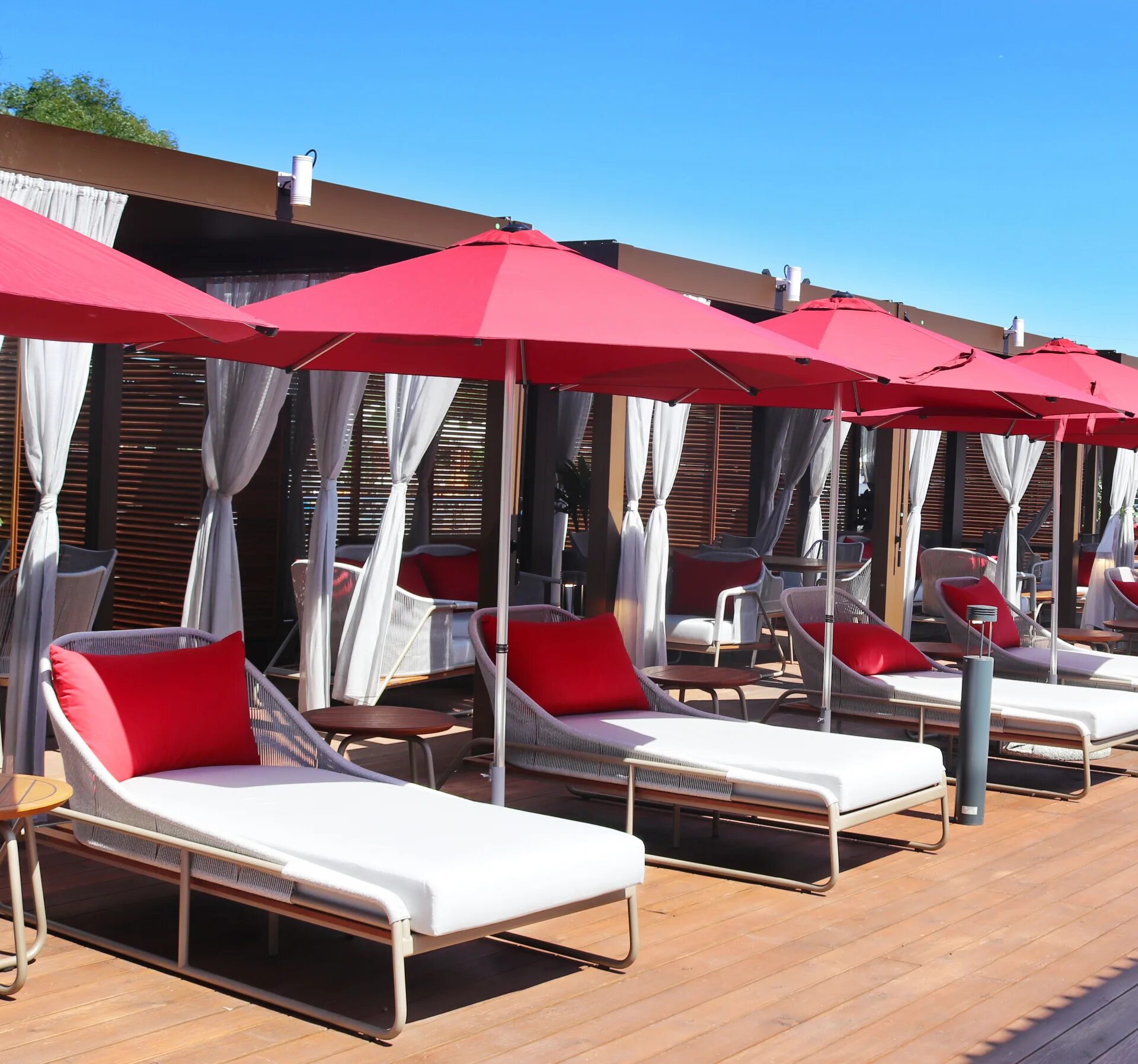 Дрим бич остров мечты. Dream beach club москва. Дрим бич клаб бассейн. Дрим бич клаб бассейн. Дрис бич клаб.