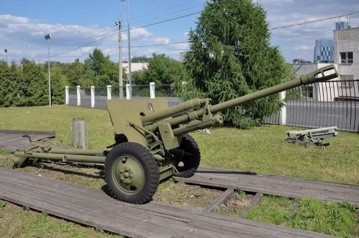 76-Мм дивизионная пушка ЗИС-3. 76 Мм дивизионная пушка. 76-Мм дивизионная пушка образца 1942 года ЗИС-3. 76 Мм пушка образца 1942 года. 76 мм дивизионная