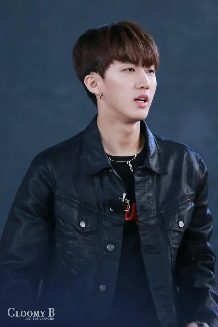 Stray kids чанбин. Чанбин мэниак. Чанбин stray kids 2021. Чанбин stray kids горячий. Сколько лет чанбину.