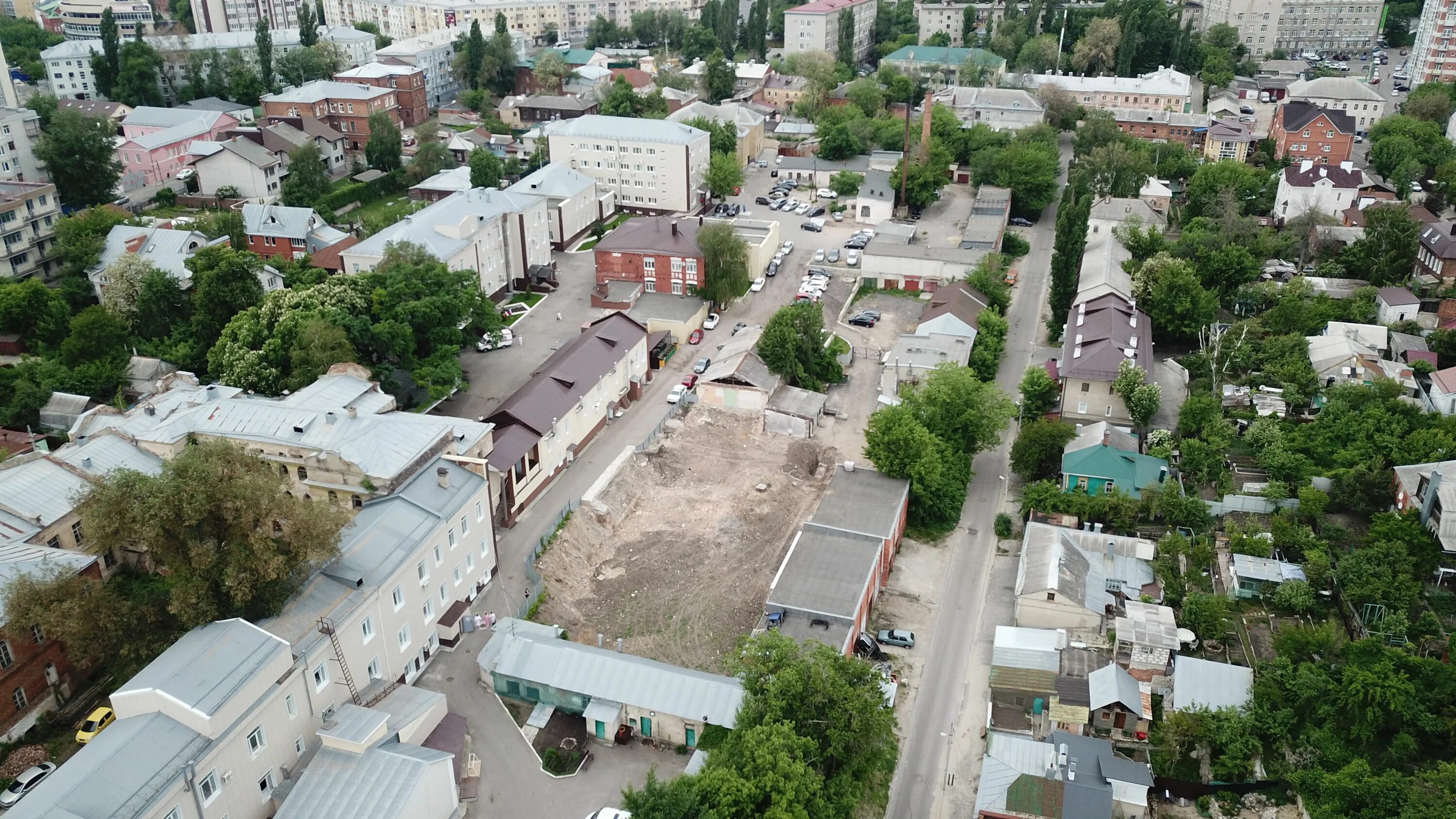 Вайцеховского воронеж телефон. Воронеж ул Каляева онкологический диспансер. Улица Каляева Воронеж. Челюскинцев 75 онкодиспансер Воронеж. Хирургический корпус онкодиспансера Воронеж.