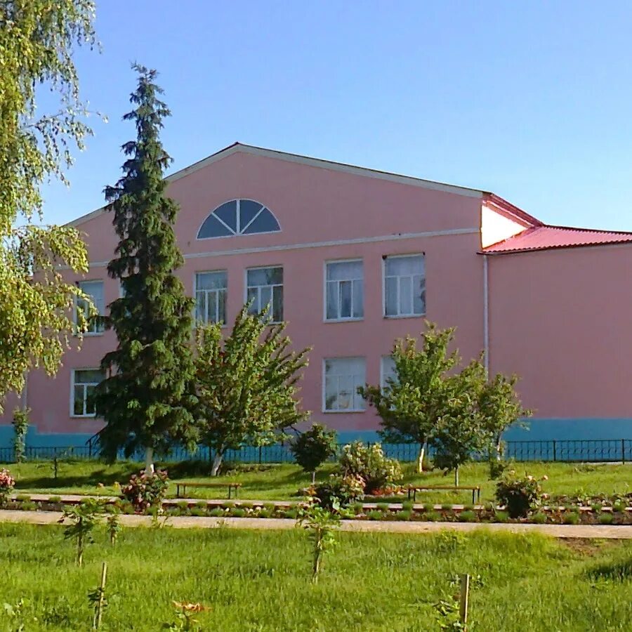 Валуйчанская средняя школа здание. Старокожево ок. Село валуйчик белгородской обл. Село валуйчик белгородской обл. Село старокожево белгородская область.