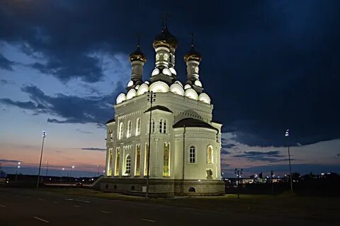 Храм в солнечном