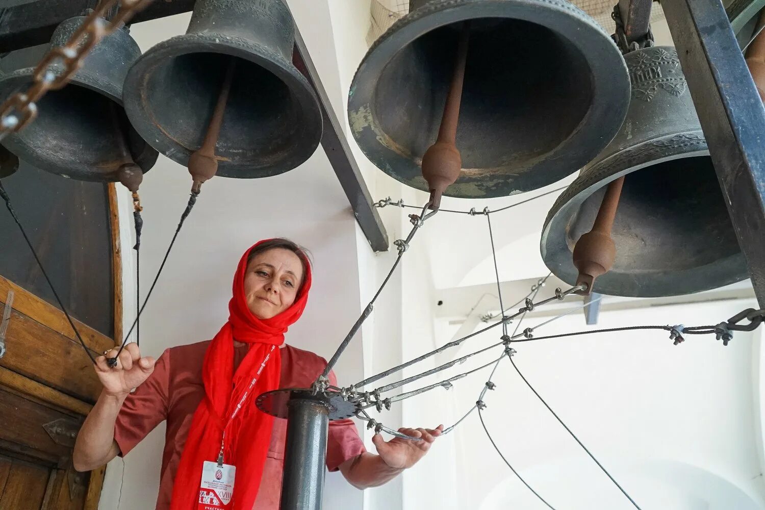 Малиновый колокольный звон. Москва по ком звонят твои колокола. Пасха колокола. Поющий колокол. Праздничные перезвоны колоколов.