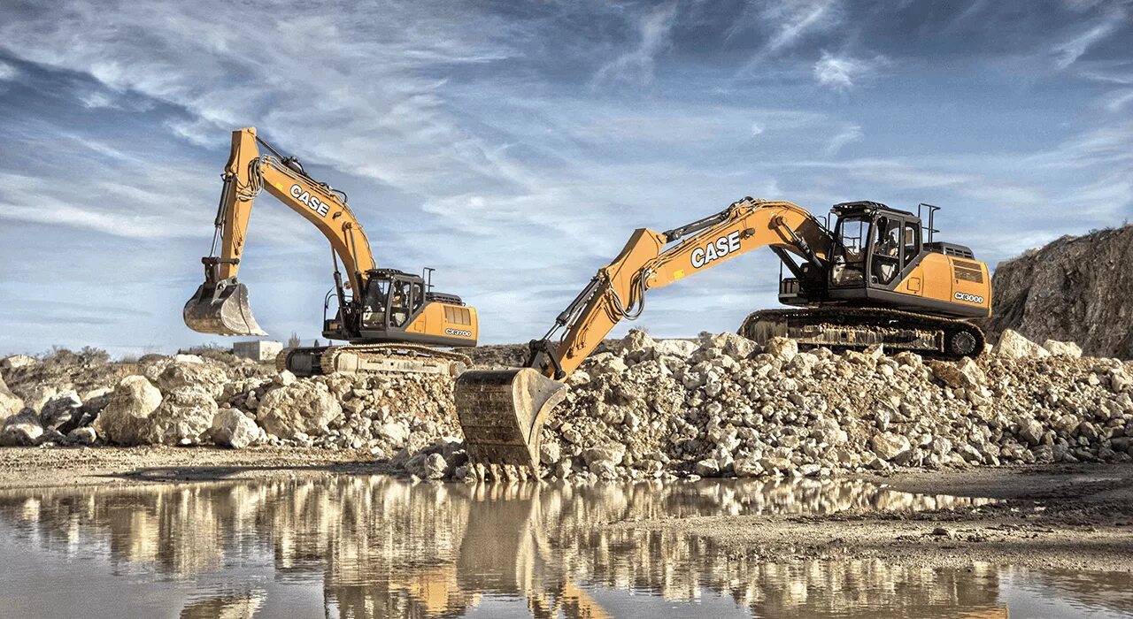 Работа экскаваторщиком казани. Машинист экскаватора (6 разряда, komatsu рс 1250) nordgold. Гусеничный экскаватор js85. Ковш экскаватора. Профессия машинист экскаватора.