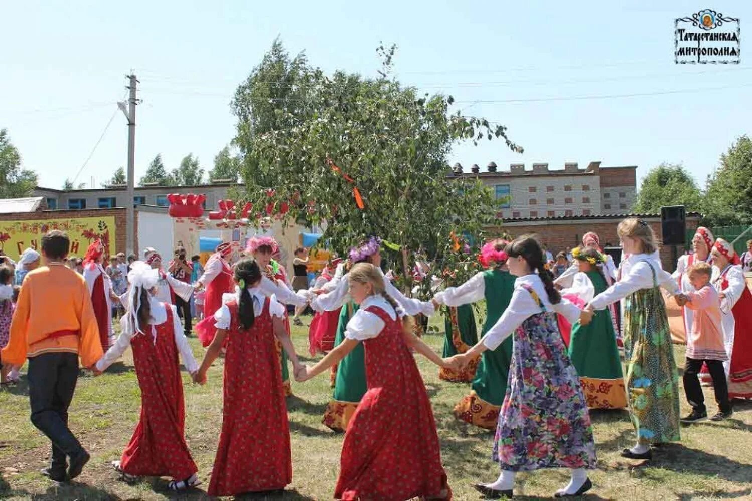 Погода в выселках на месяц. Юбилей села. Выселки Чистополь. Юбилей села фото. Шествие Старотештелимские Выселки.