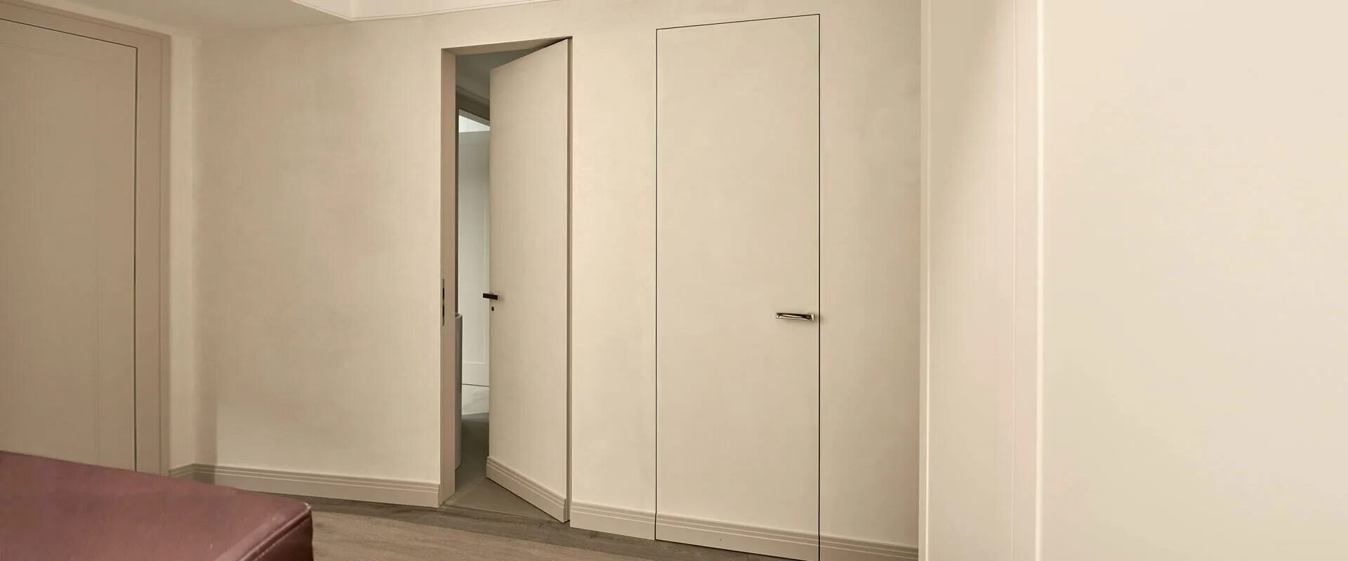 Скрытая дверь после монтажа. Hidden doors. скрытая дверь под покраску дрим дорс. скрытые двери высота 2200 алматы. подобрать двери межкомнатные под обои.