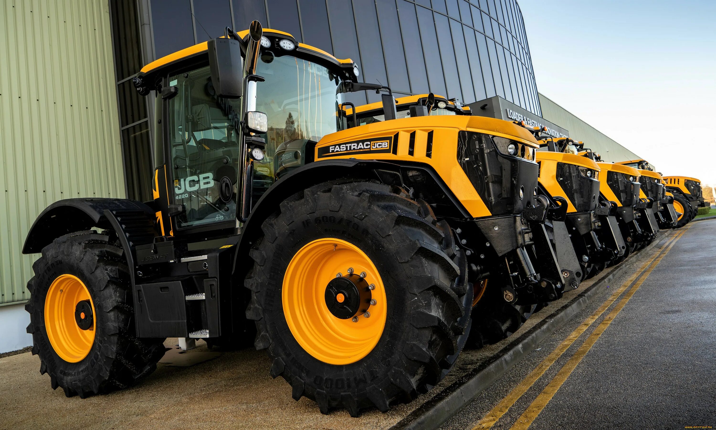 Дсб трактор. Телескопический погрузчик jcb 541. Трактор jcb 400. Jsb экскаватор 4cx. Погрузчик jcb 3cx-4.