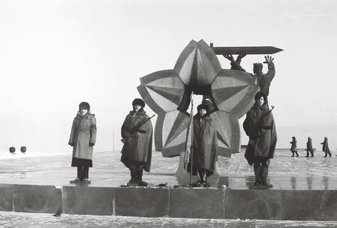 Памятник в магнитогорске 9 мая 1966