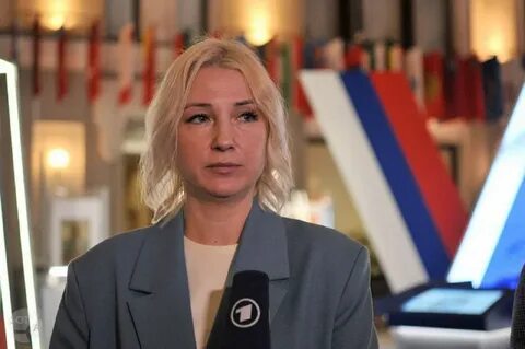 Екатериной дунцовой
