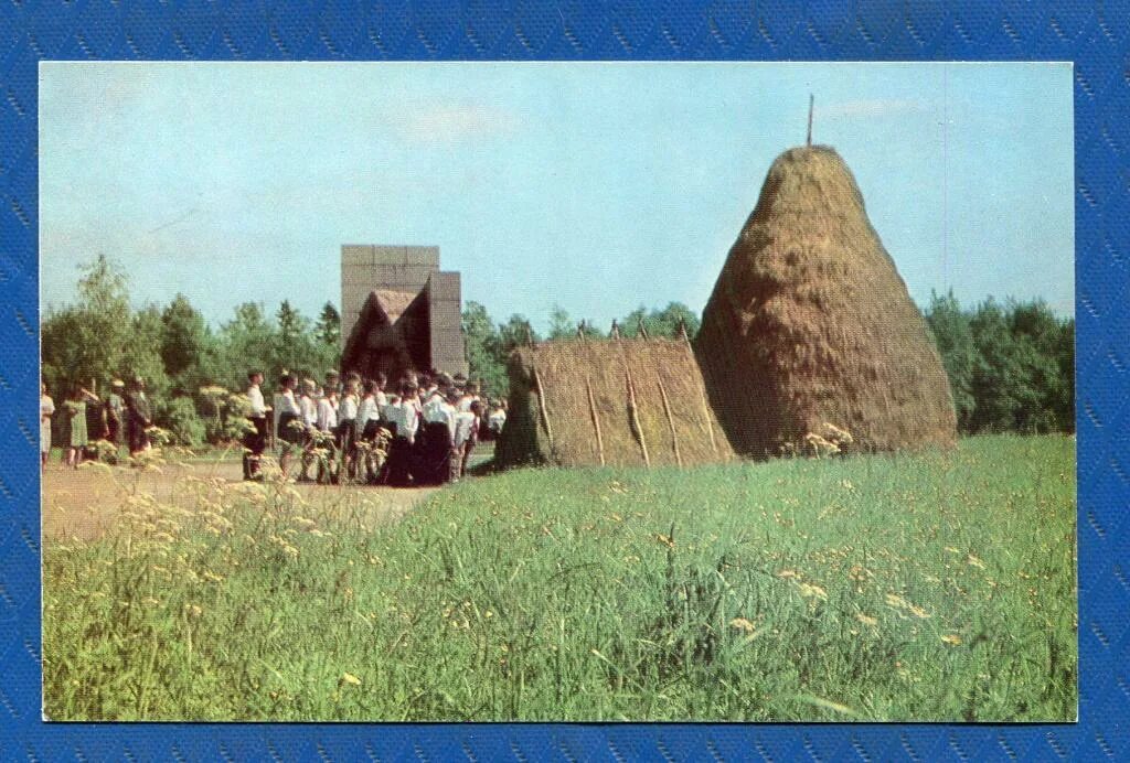 Музей шалаш Ленина в разливе. Музей "шалаш в.и.Ленина" в разливе (Сестрорецк).. Памятник шалаш Ленина в разливе. Пямятник "шалаш в.и. Ленина в разливе".. Ленин живет в шалаше