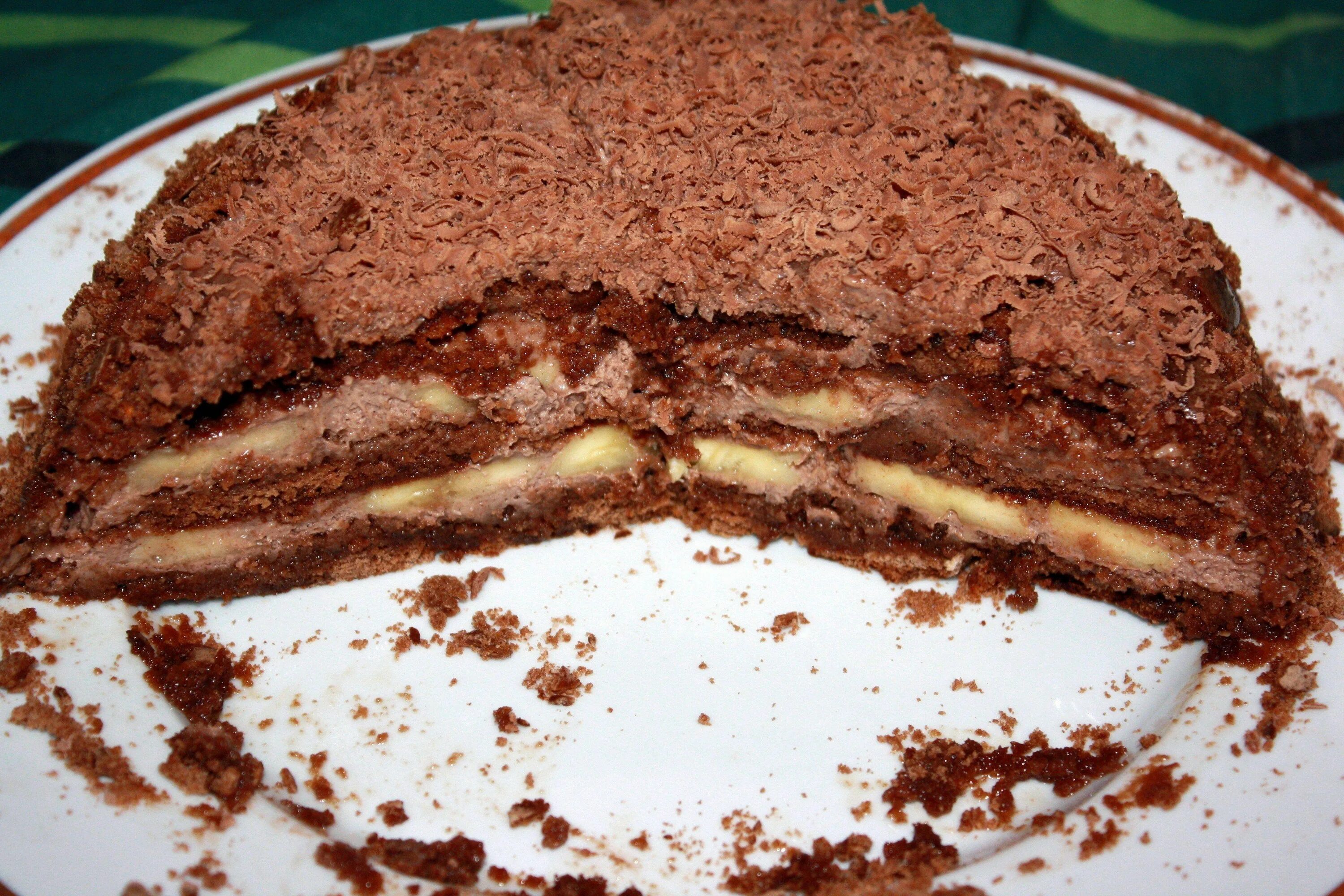 Тортик из пряников без выпечки. Торт из пряников и бананов со сметаной. Торт с пряниками и бананами. Торт без выпечки из пряников и бананов. Торт без выпечки из пряников и бананов.