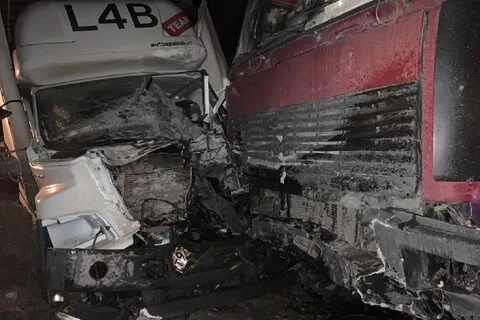 Фура попала в аварию