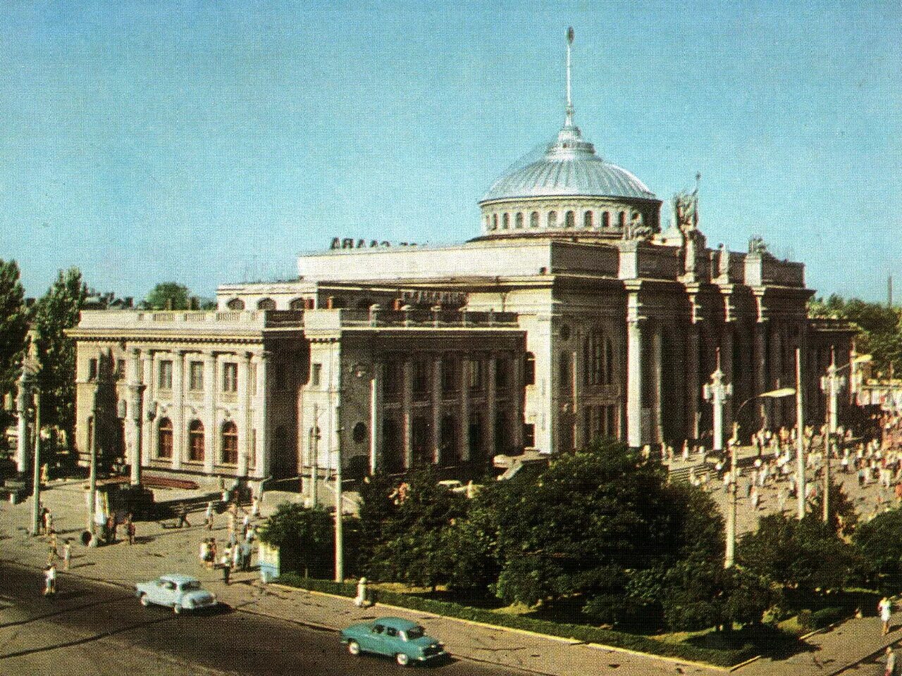 Одесская ссср. Одесса вокзал 1960. Одесский вокзал СССР. ЖД вокзал Одесса. ЖД вокзал в Советской Одессе.