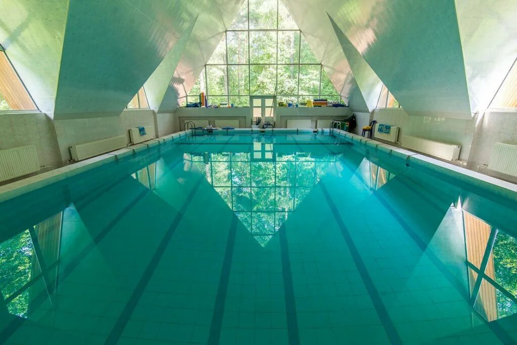 Санаторный центр "переделкино". Санаторий переделкино подмосковье. Кардиологический санаторный центр переделкино. Кардиологический санаторный центр переделкино. Кардиологический санаторий переделкино.