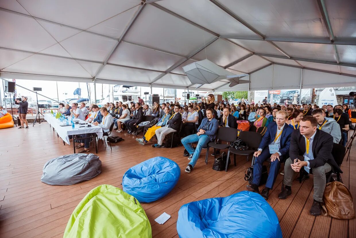 Стартап виладж 2021. Startup village 2015 егорова. Стартап вилладж. Стартап вилладж. Волонтер startup village.