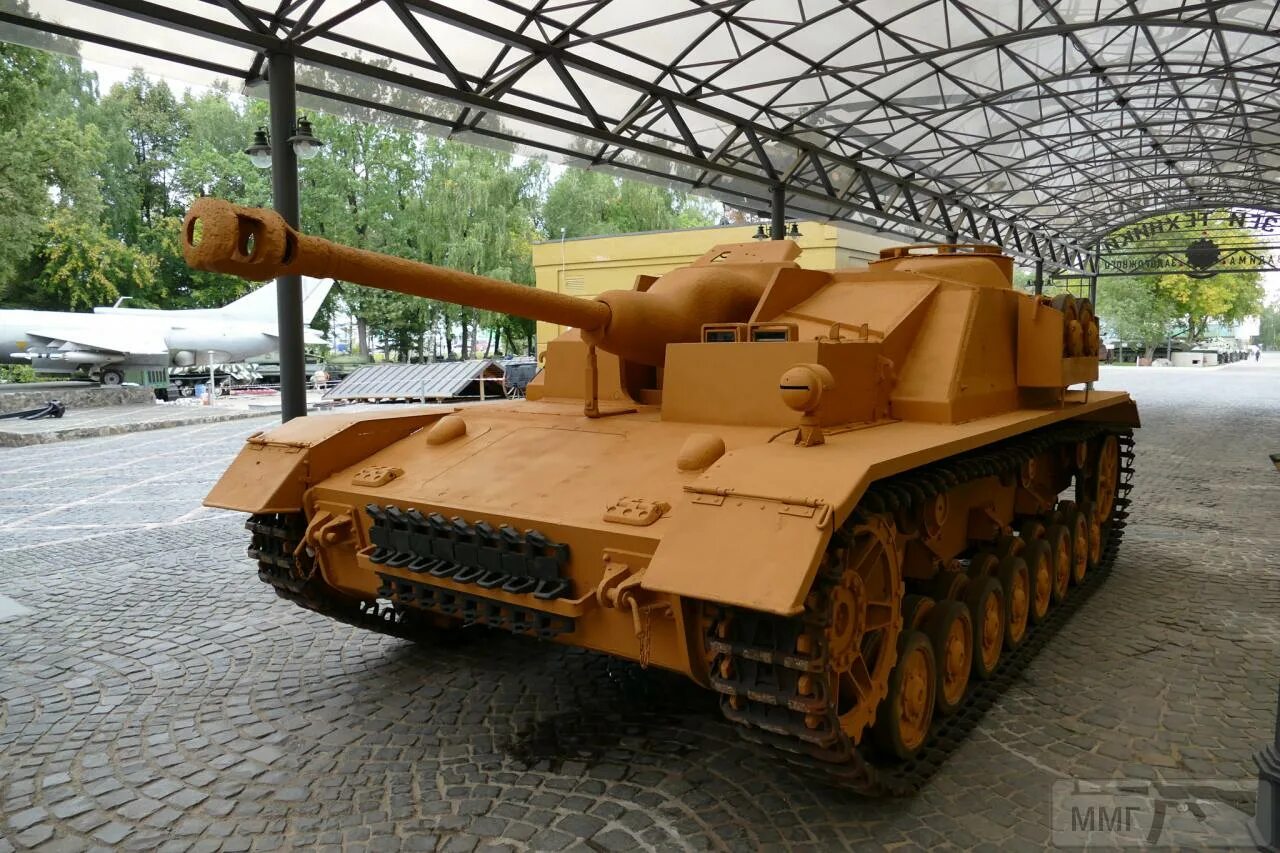 STUG III музей Задорожного. Музей Вадима Задорожного танки. Золотой танк СПБ. Танк спб купить дилер