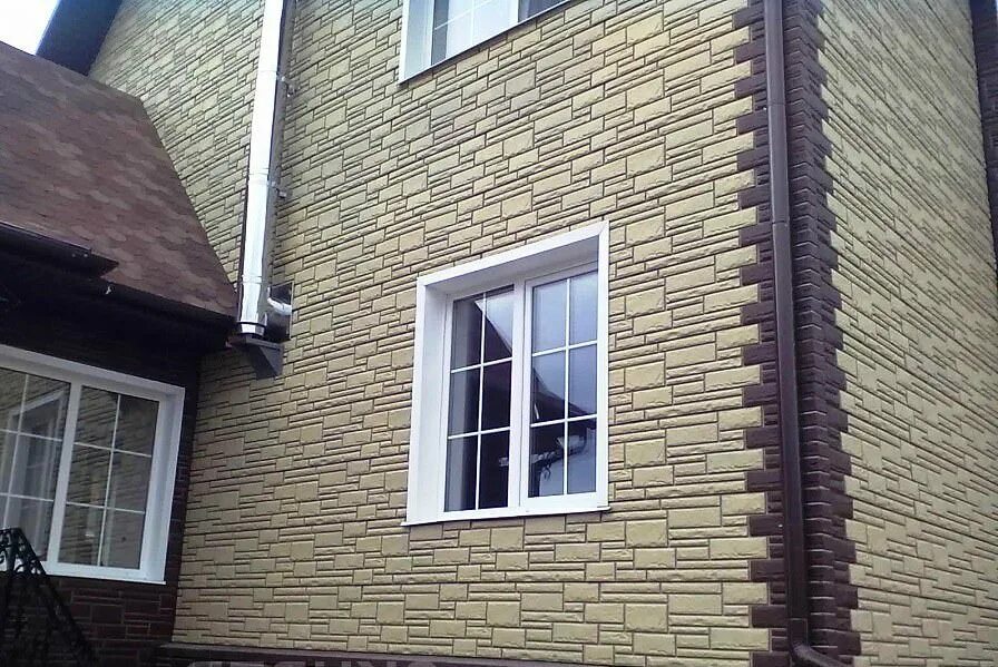 Фасадная панель nailite stacked stone premium. Виниловый сайдинг 1015. Дом без сайдинга. Дом обшитый сайдингом. Баня обшитая сайдингом.