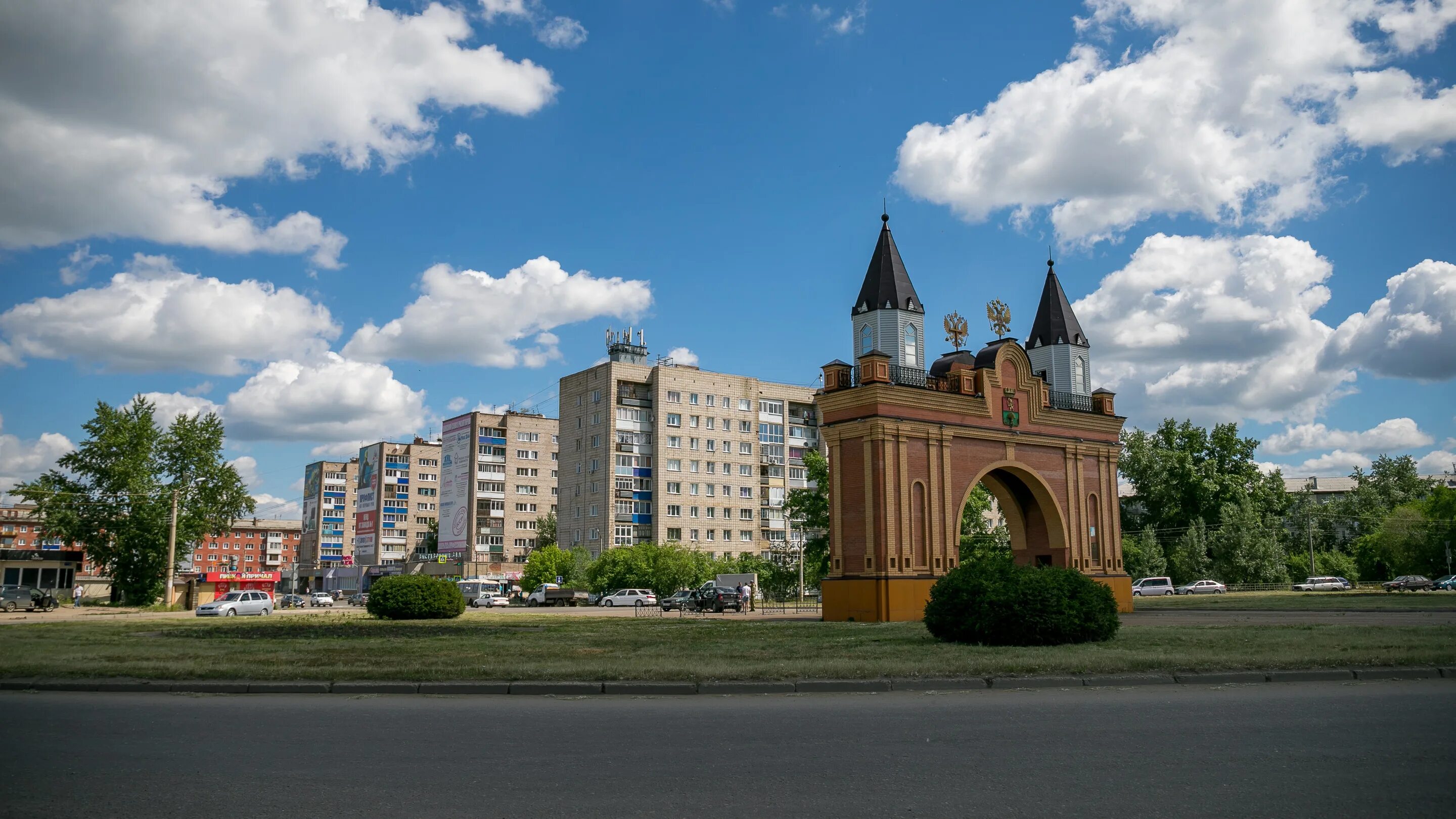 Канск какой край. Канск. Триумфальная арка Канск. Канск 4 городок. Город Канск Красноярский.