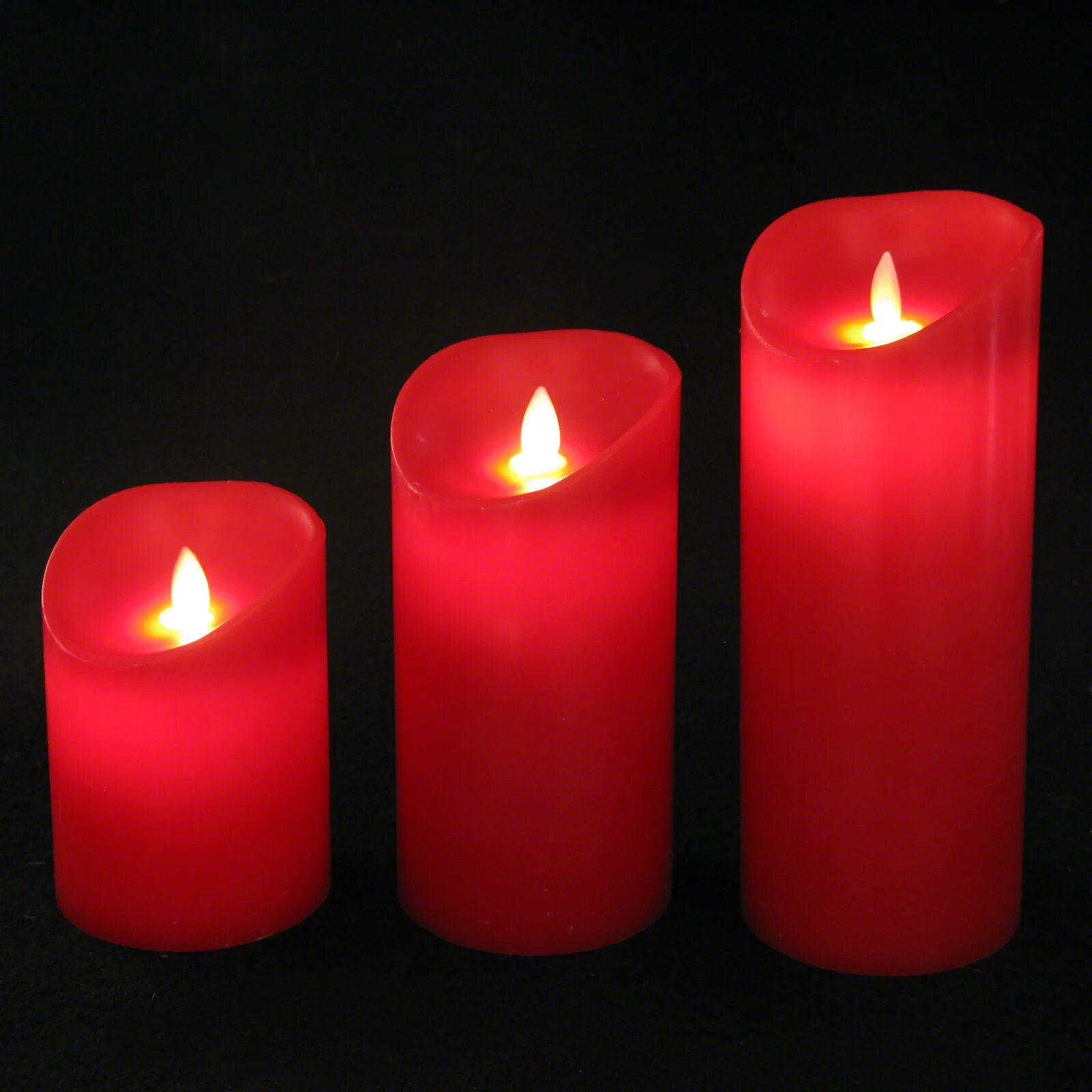 Фото красных свечей