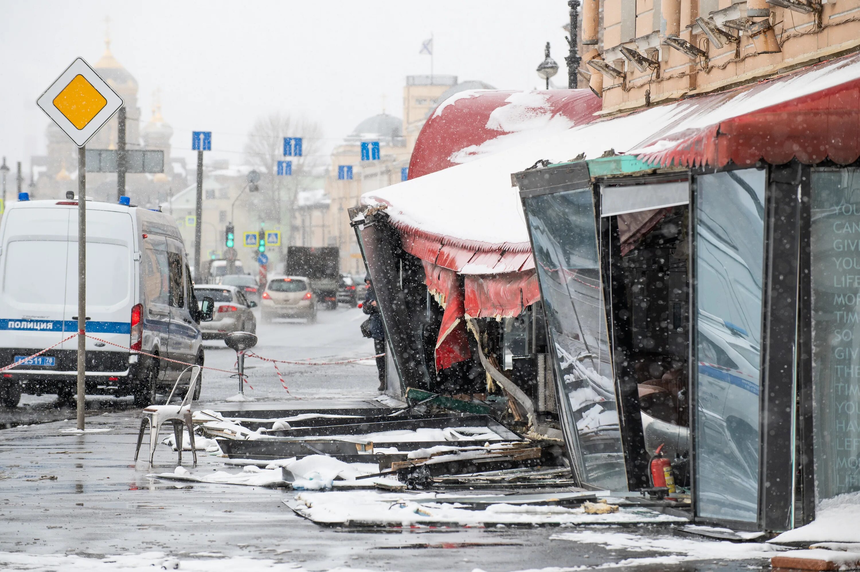 Что произошло в санкт петербурге сегодня взрыв. Взрыв в пит. Взрыв в кафе в Петербурге.