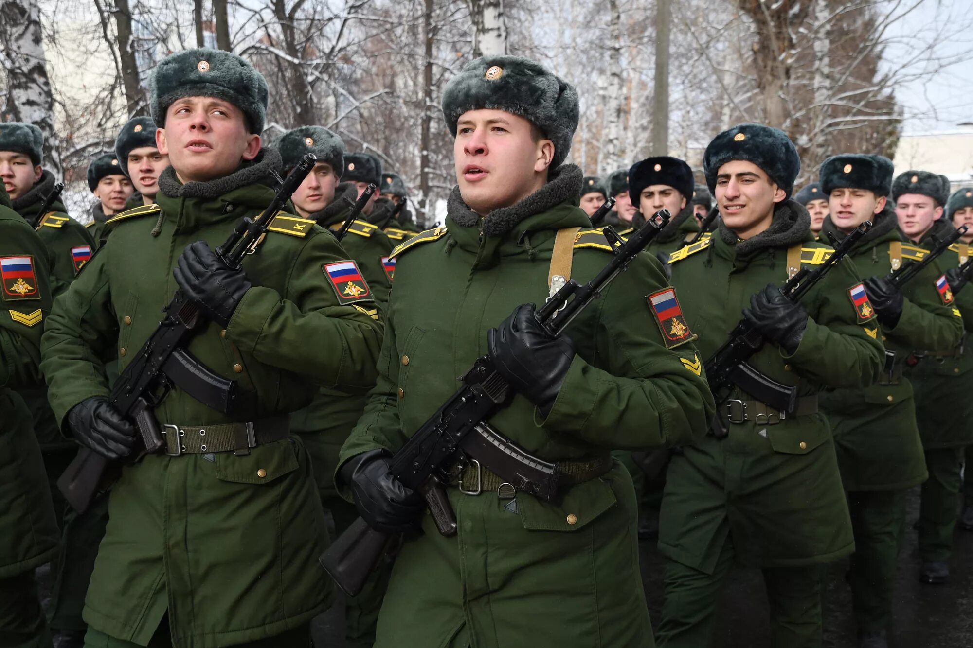 Казанская высшая командное училище. Казанское танковое военное училище. Казанское высшее танковое командное Краснознаменное училище. Танковое военное училище в Казани.