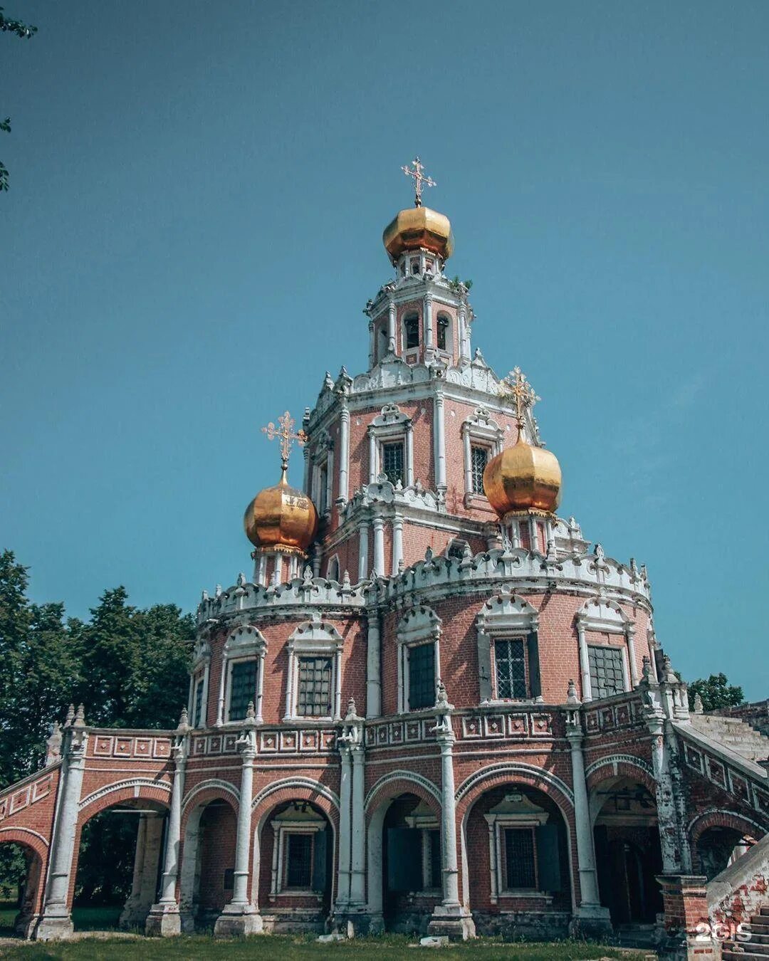 Храм Покрова Пресвятой Богородицы в Филях. Храм в Филях нарышкинское Барокко. Храм Покрова Пресвятой Богородицы Москва. Церковь Покрова в Филях Московское Барокко.