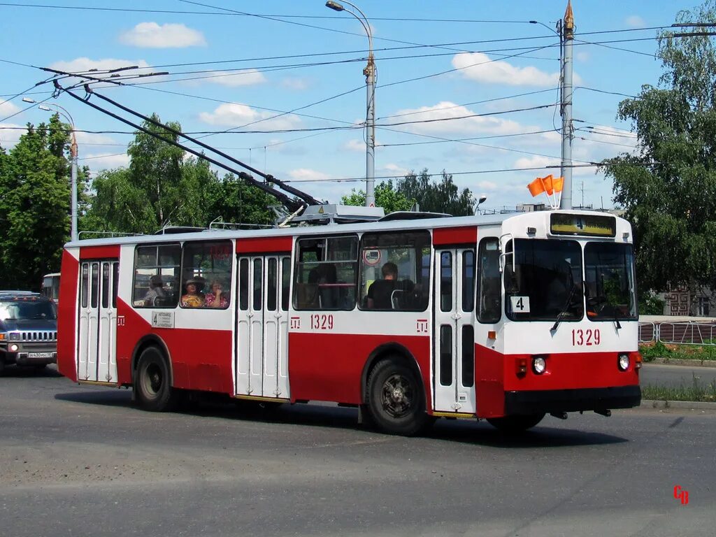 Где едет 2 троллейбус ижевск. Троллейбус зиу 682 ижевск. троллейбус зиу ижевск. 4 троллейбус ижевск. троллейбус зиу 9 ижевск.