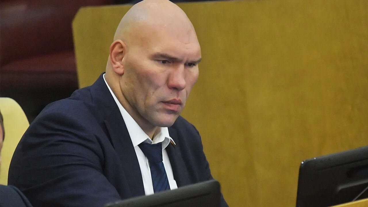 Валуева 2022. Валуев брянский депутат. Валуев в госдуме. Депутат боксер валуев. Валуев брянский депутат.