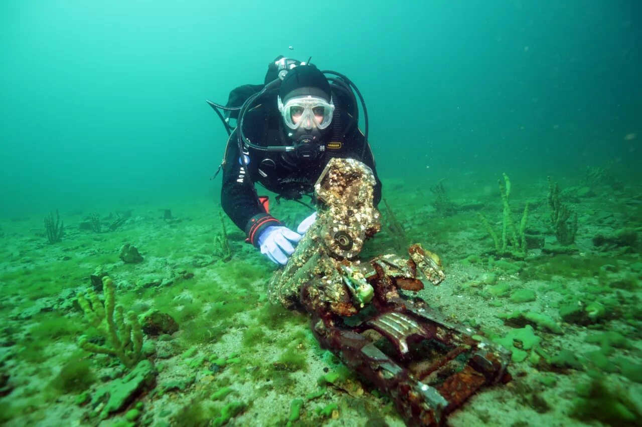 Их нашли на дне моря