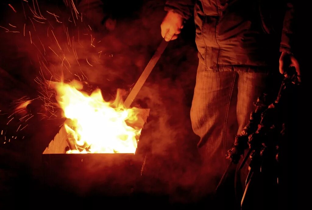 слово сталевар. сталевар доклад. профессии связанные с металлообработкой сообщение. слайды профессии сталевар. слово сталевар.